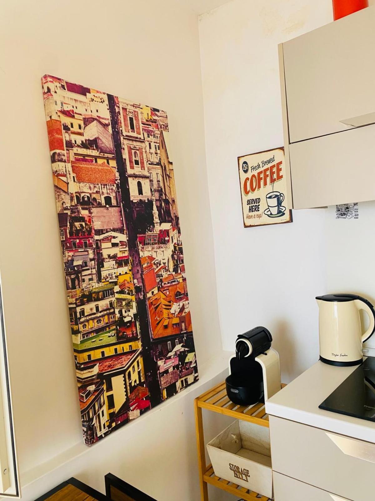 ナポリLa Casa Di Apolloアパートメント エクステリア 写真
