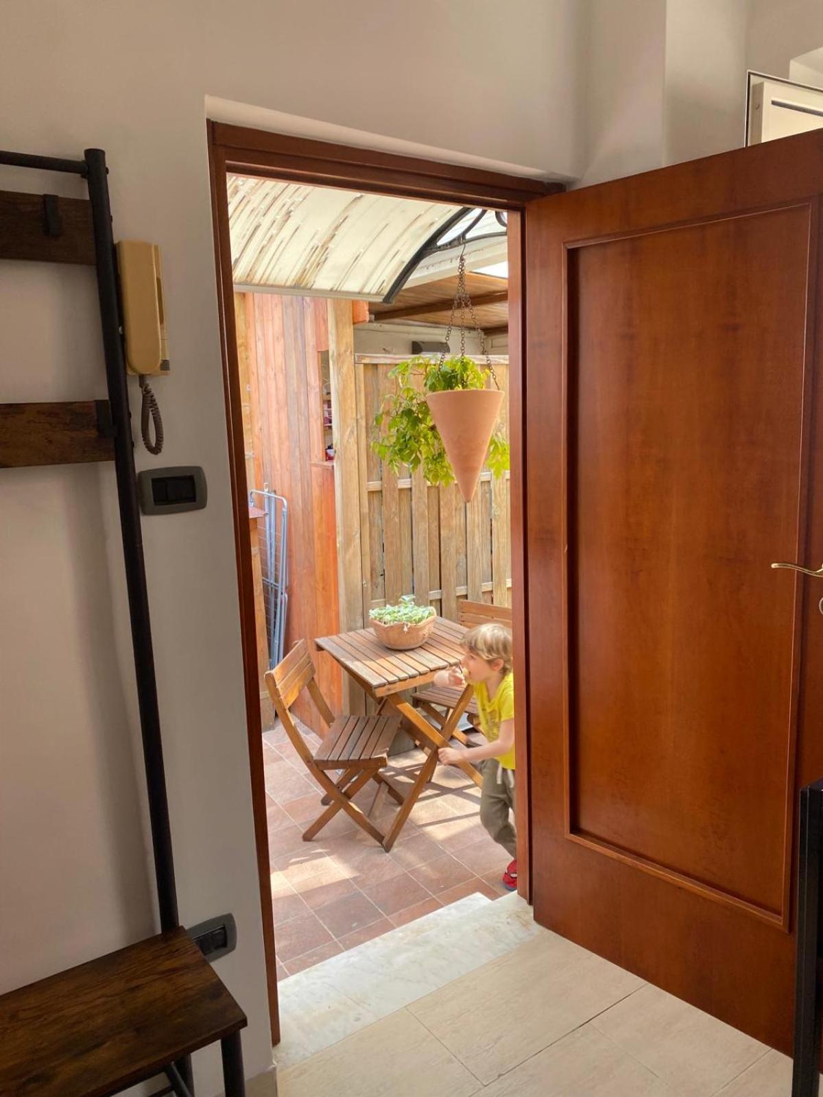 ナポリLa Casa Di Apolloアパートメント エクステリア 写真