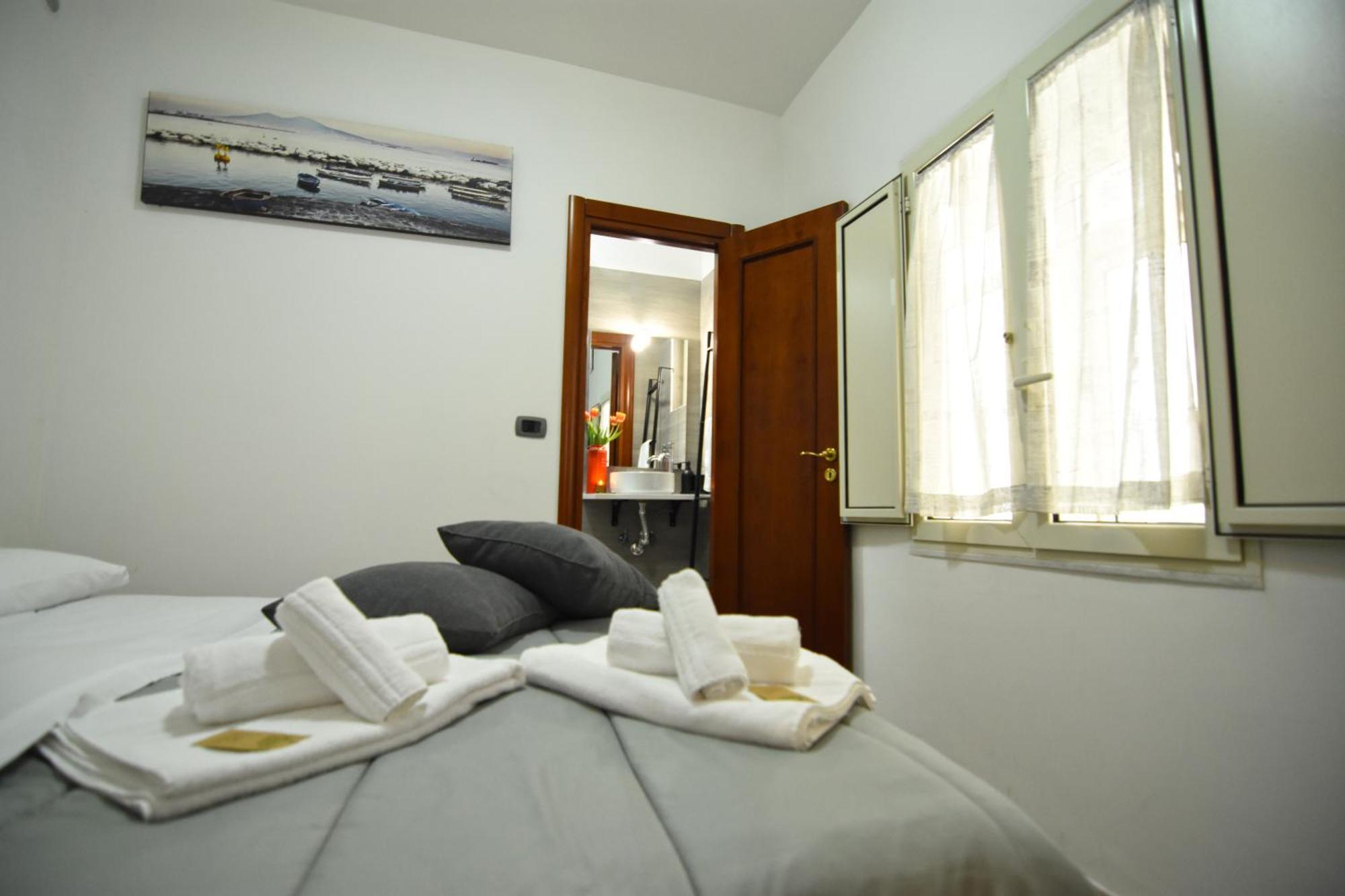 ナポリLa Casa Di Apolloアパートメント エクステリア 写真