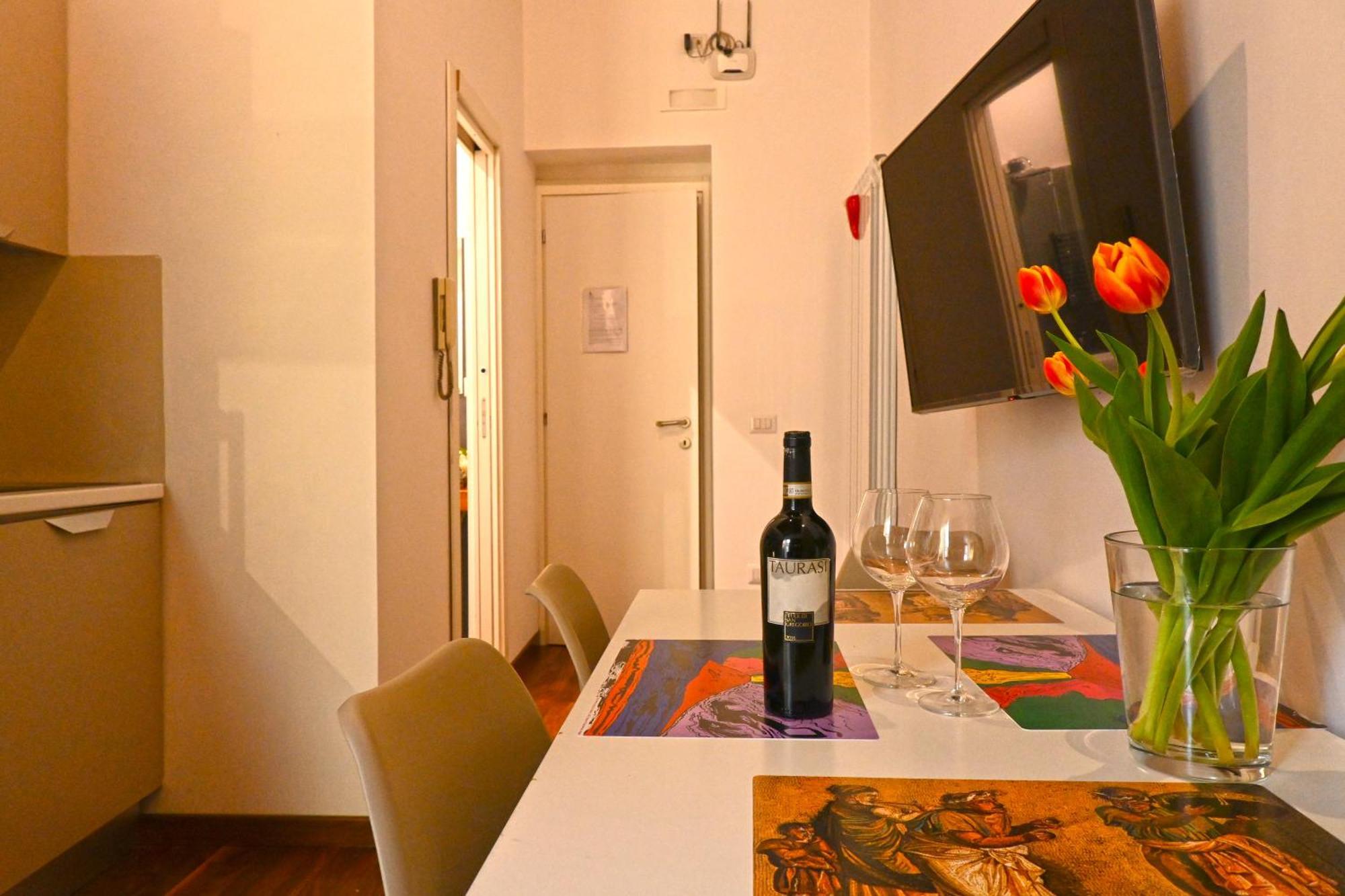 ナポリLa Casa Di Apolloアパートメント エクステリア 写真